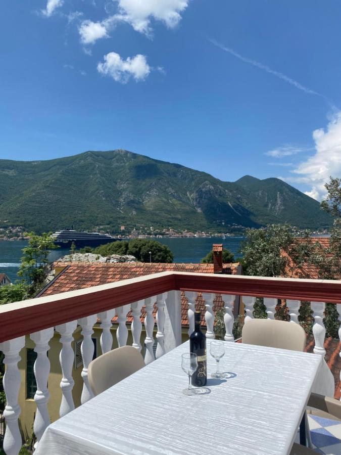 Vasiniko Apartment Kotor Bagian luar foto